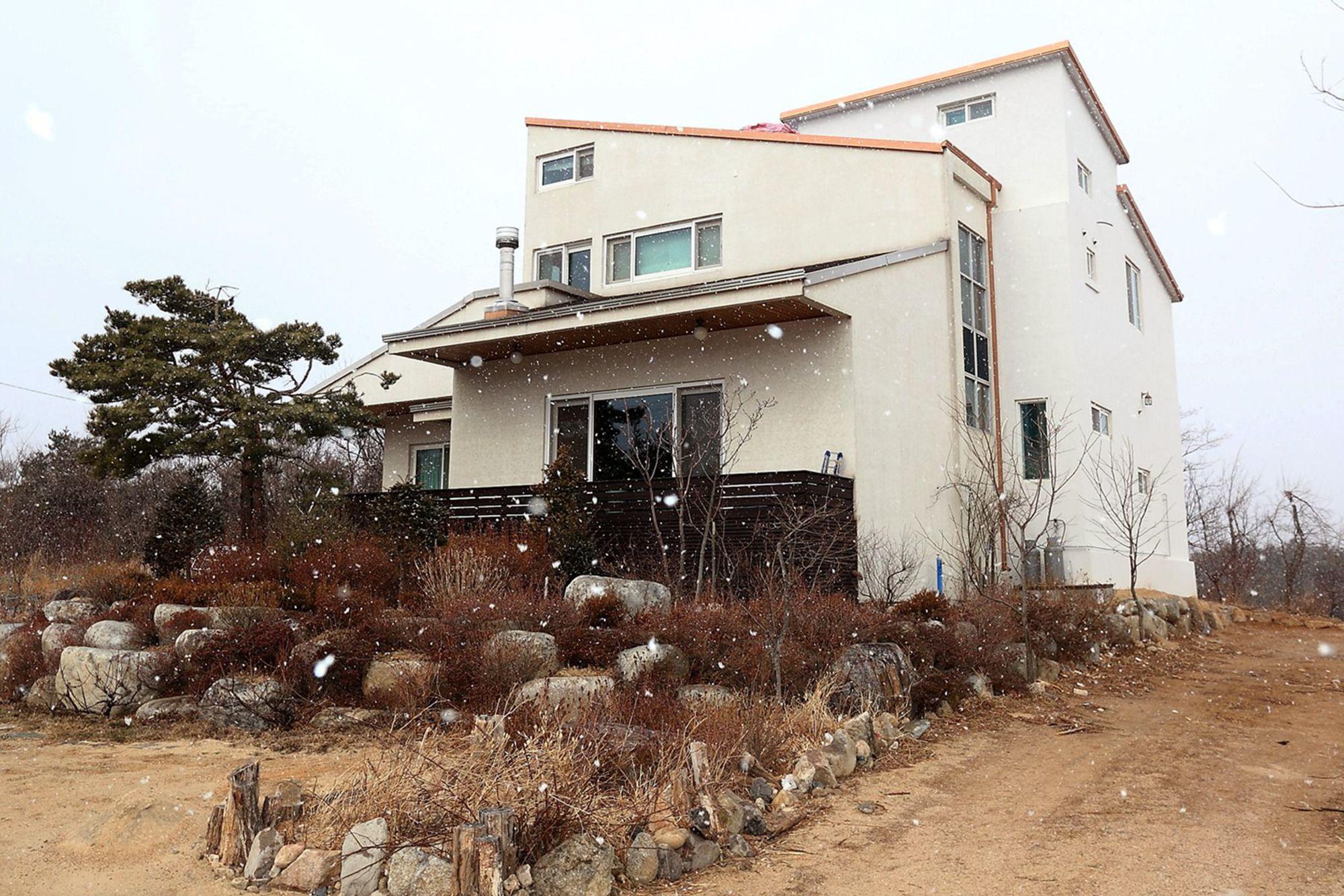 Guesthouse Gilson Sokcho Eksteriør bilde